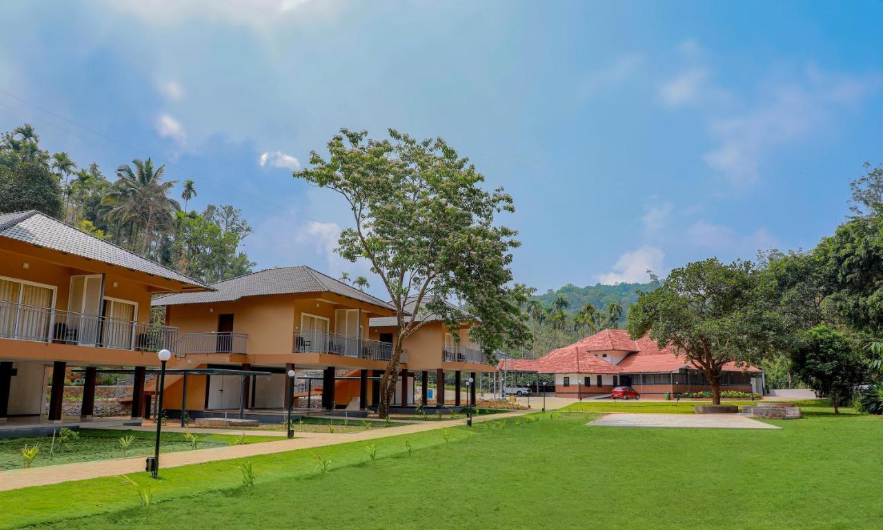 Hotel Sterling Vythiri Wayanad Exterior foto